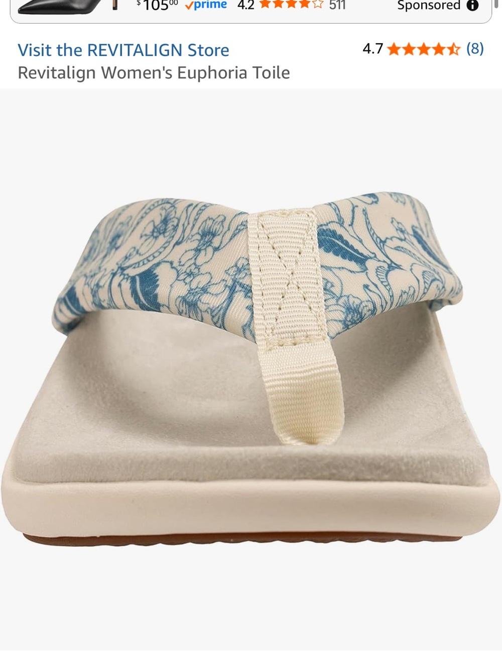 REVITALIGN Blue Floral and Cream Thong Sandal 6 wide
